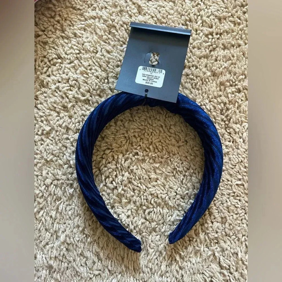Women Navy Blue Velvet Headband NWT - Picture 3 of 5